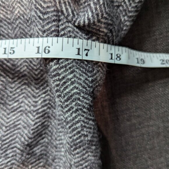Vince Grey Wool Herringbone Blazer - Picture 7 of 11